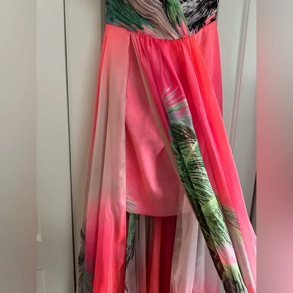 Forever Unique Tropical Statement Dress - Picture 5 of 7